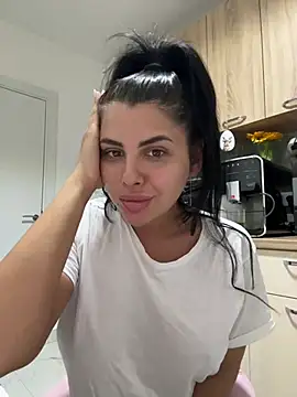 Scarlett-Dream online show from May 2026 05:02:02 AM
