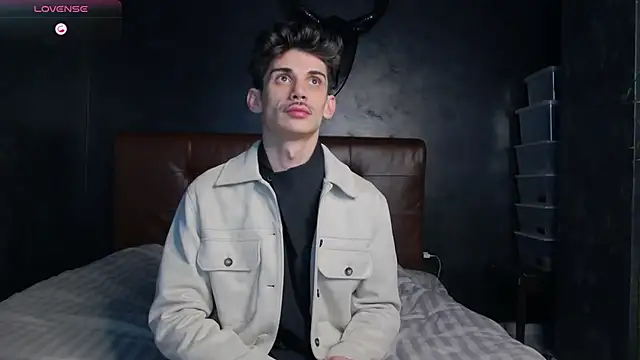 DanielCrush1 online show from January 2026 07:06:01 PM