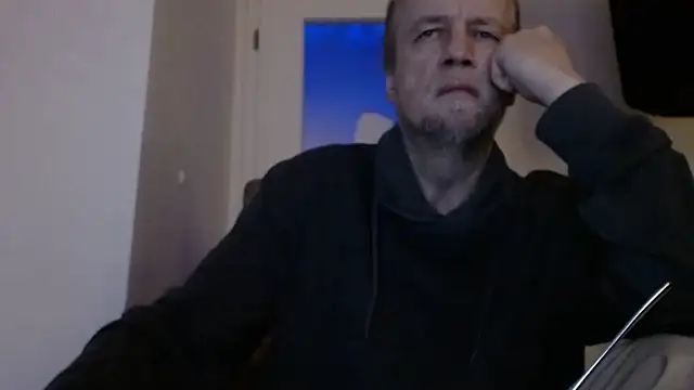 Snapshot of Cordt27 chatting on November 2025 08:31:01 PM Cordt27 online show from November 2025 08:31:01 PM