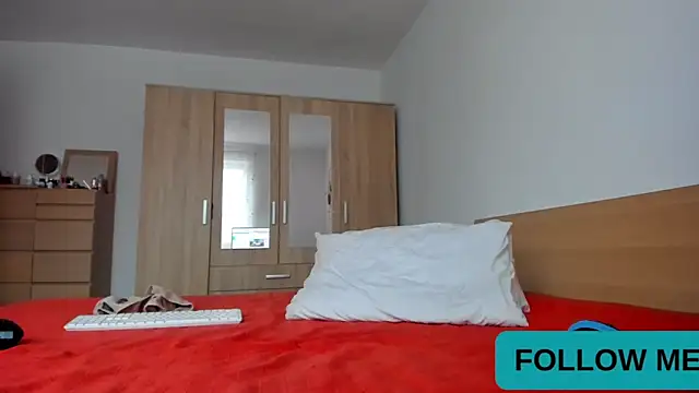 Snapshot of wildalissa chatting on October 2025 06:02:01 PM wildalissa online show from October 2025 06:02:01 PM