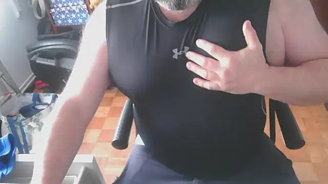 mikeyhotbear online show from January 2025 04:51:02 PM