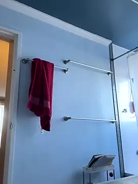 RuggyRackz online show from November 2025 08:09:01 PM