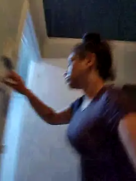 RuggyRackz online show from November 2025 02:12:02 AM