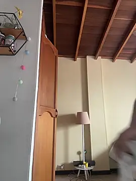 Snapshot of GabriSaenz chatting on January 2026 02:10:02 PM GabriSaenz online show from January 2026 02:10:02 PM