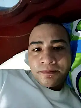 EISONREINA11 online show from November 2025 11:22:01 AM