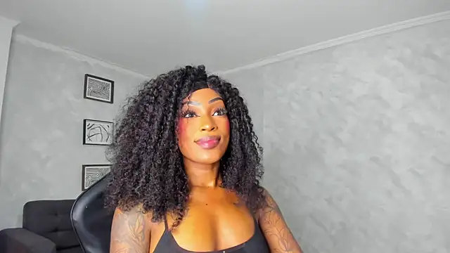 Snapshot of Emattaylor chatting on February 2026 12:59:02 PM Emattaylor online show from February 2026 12:59:02 PM