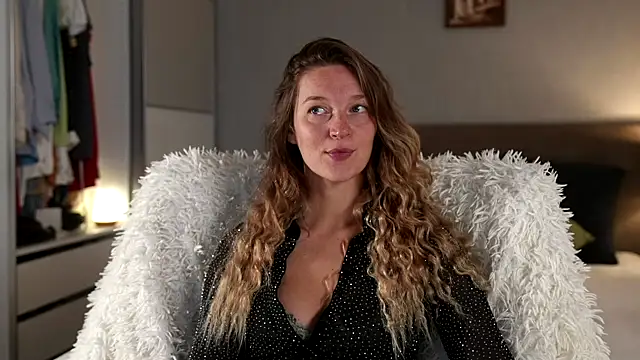 Special    online show from September 2025 03:54:01 AM