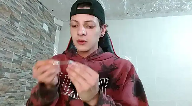 Snapshot of omar_alurba chatting on March 2025 02:04:01 AM omar alurba online show from March 2025 02:04:01 AM