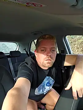 Snapshot of Trucker_Hunter chatting on January 2025 10:29:02 AM Trucker Hunter online show from January 2025 10:29:02 AM