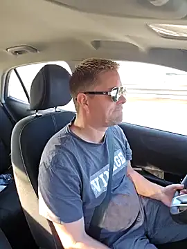 Snapshot of Trucker_Hunter chatting on February 2025 09:58:01 AM Trucker Hunter online show from February 2025 09:58:01 AM