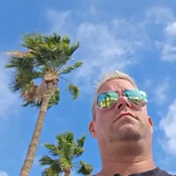 Snapshot of Trucker_Hunter chatting on January 2026 11:47:02 AM Trucker Hunter online show from January 2026 11:47:02 AM