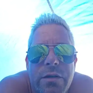 Snapshot of Trucker_Hunter chatting on January 2026 01:37:02 PM Trucker Hunter online show from January 2026 01:37:02 PM