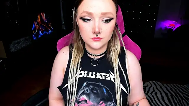 Snapshot of YourDyingBride chatting on January 2025 02:49:02 AM YourDyingBride online show from January 2025 02:49:02 AM