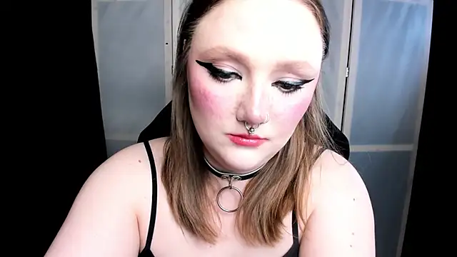 Snapshot of YourDyingBride chatting on November 2025 06:30:01 PM YourDyingBride online show from November 2025 06:30:01 PM