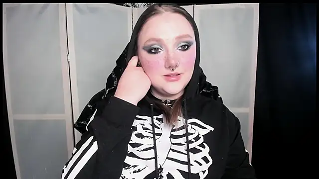 Snapshot of YourDyingBride chatting on February 2026 11:33:01 PM YourDyingBride online show from February 2026 11:33:01 PM