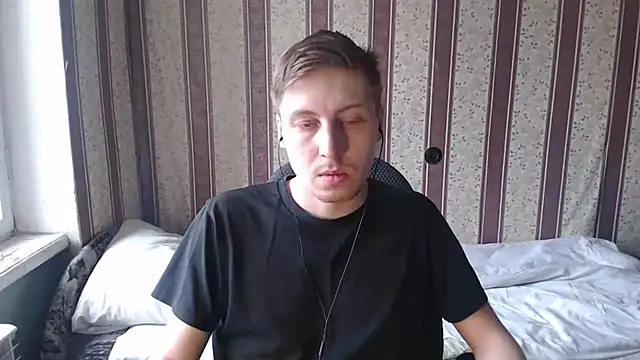 Snapshot of darienlarge chatting on March 2025 09:28:01 AM darienlarge online show from March 2025 09:28:01 AM