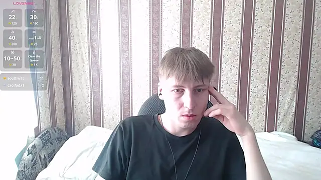 Snapshot of darienlarge chatting on March 2025 10:08:02 AM darienlarge online show from March 2025 10:08:02 AM