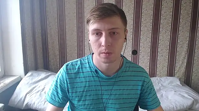 Snapshot of darienlarge chatting on March 2025 11:08:01 AM darienlarge online show from March 2025 11:08:01 AM