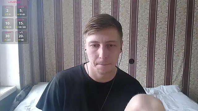 Snapshot of darienlarge chatting on March 2025 11:01:02 AM darienlarge online show from March 2025 11:01:02 AM