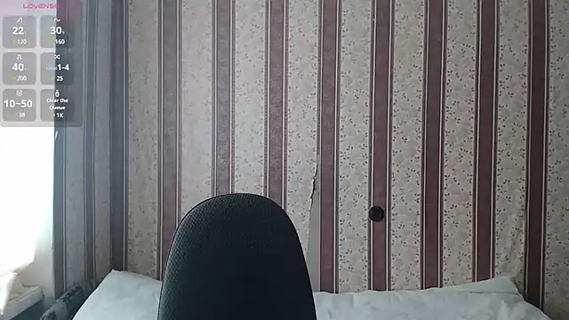 Snapshot of darienlarge chatting on March 2025 11:30:02 AM darienlarge online show from March 2025 11:30:02 AM