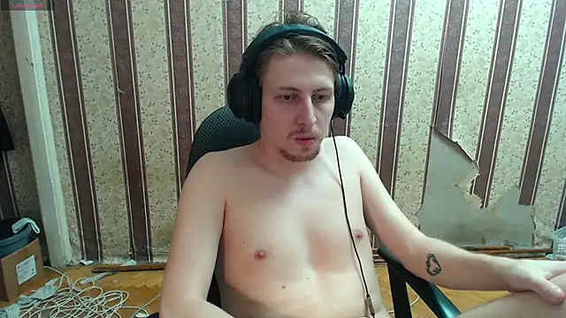 Snapshot of darienlarge chatting on September 2025 07:47:02 PM darienlarge online show from September 2025 07:47:02 PM