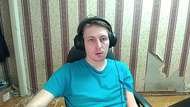 Snapshot of darienlarge chatting on October 2025 05:08:01 PM darienlarge online show from October 2025 05:08:01 PM