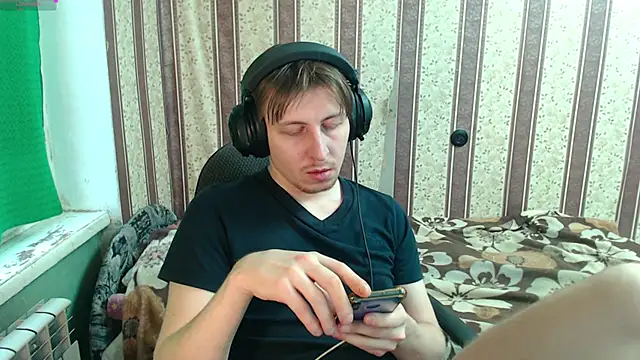 Snapshot of darienlarge chatting on November 2025 12:16:02 PM darienlarge online show from November 2025 12:16:02 PM