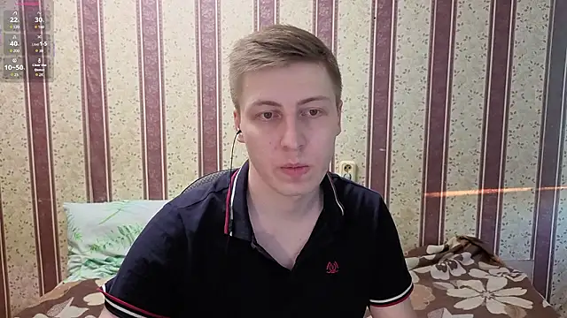 Snapshot of darienlarge chatting on February 2026 02:00:02 PM darienlarge online show from February 2026 02:00:02 PM