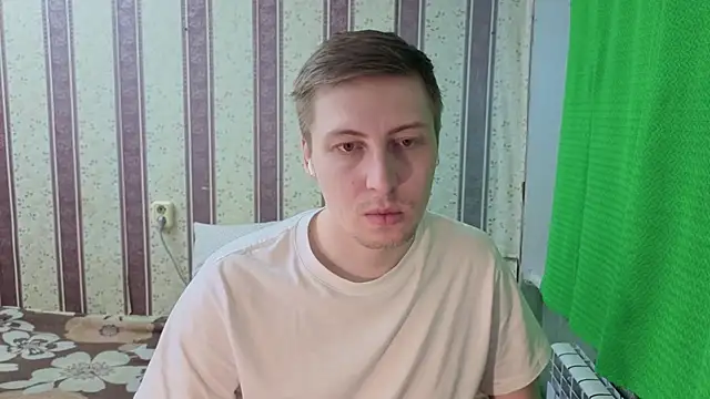 Snapshot of darienlarge chatting on March 2026 06:37:01 AM darienlarge online show from March 2026 06:37:01 AM