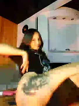 Snapshot of _Laary chatting on January 2025 08:55:01 PM Laary online show from January 2025 08:55:01 PM