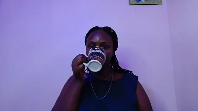 Toomuchbooty33 online show from September 2025 10:16:02 AM