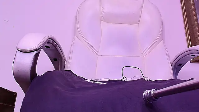 britanyy  online show from February 2025 03:06:02 AM