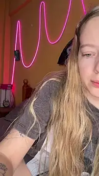 -veranito- online show from May 2026 03:01:02 AM
