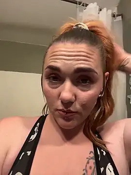 Snapshot of misskalicakes chatting on April 2026 05:25:01 AM misskalicakes online show from April 2026 05:25:01 AM