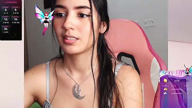 Snapshot of Danae_999 chatting on February 2025 11:34:02 PM Danae 999 online show from February 2025 11:34:02 PM