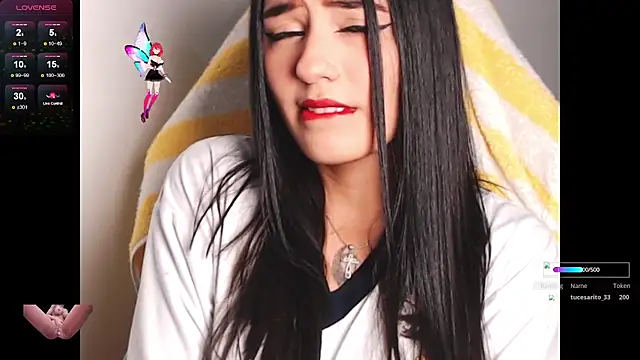 Snapshot of Danae_999 chatting on October 2025 11:04:02 PM Danae 999 online show from October 2025 11:04:02 PM