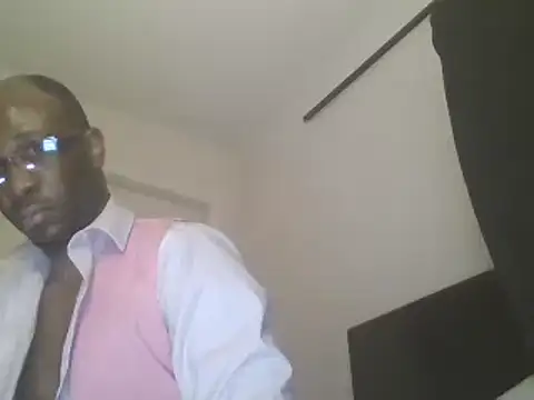 Snapshot of KingB8r chatting on March 2025 06:03:02 AM KingB8r online show from March 2025 06:03:02 AM