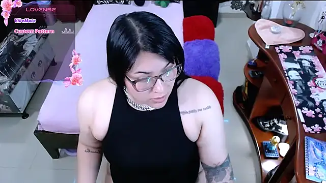 lufek23 online show from March 2025 10:49:02 PM