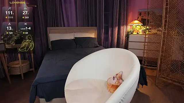 Snapshot of Lazy_Lady chatting on February 2026 05:14:01 PM Lazy Lady online show from February 2026 05:14:01 PM