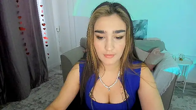 Snapshot of GoldenHeart_1 chatting on March 2026 03:34:01 AM GoldenHeart 1 online show from March 2026 03:34:01 AM