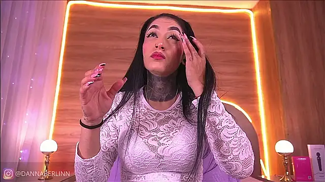 danna berlin  online show from February 2026 07:17:02 PM