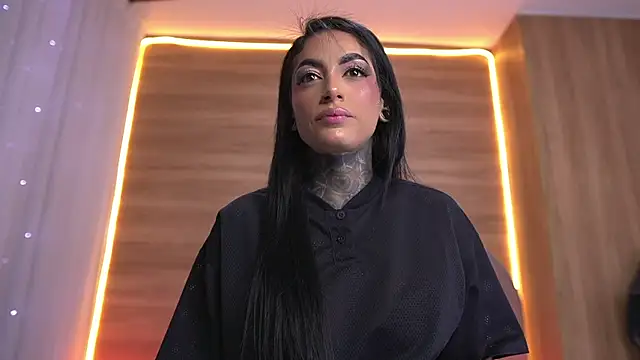 danna berlin  online show from July 2026 07:11:01 PM