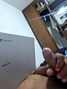 Snapshot of Dansex04 chatting on October 2025 11:49:02 PM Dansex04 online show from October 2025 11:49:02 PM