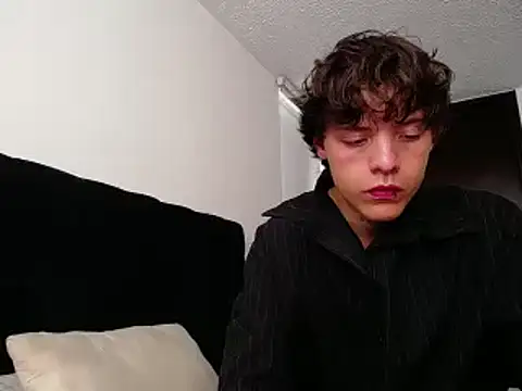 Santiago kiler online show from December 2024 08:36:01 PM