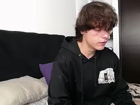 Santiago kiler online show from March 2025 04:28:02 PM