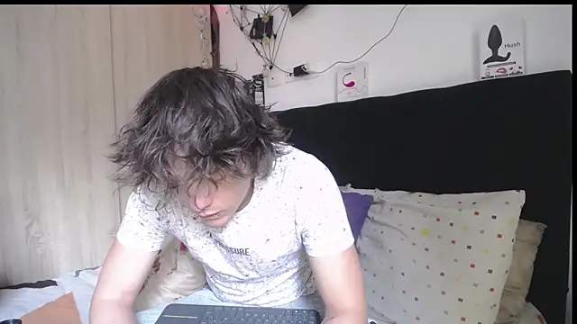 Santiago kiler online show from June 2026 04:53:01 PM