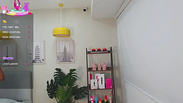 Sassy--Girl online show from March 2025 06:01:02 PM