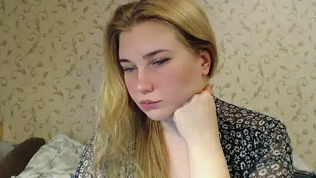 mmmPinUpGirl online show from March 2025 08:31:02 PM