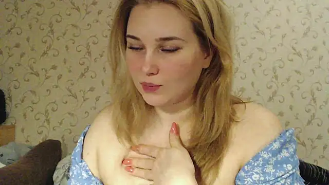 mmmPinUpGirl online show from March 2025 07:05:01 PM