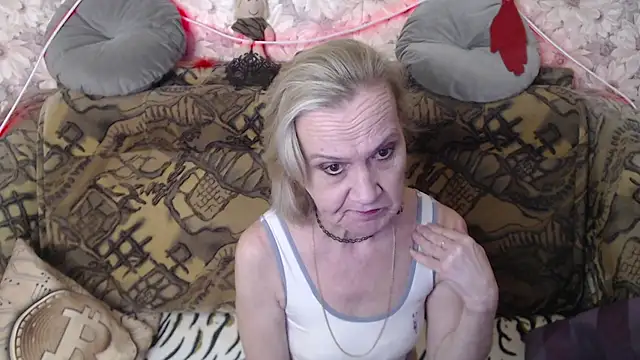 MissBekker online show from January 2025 07:04:01 PM